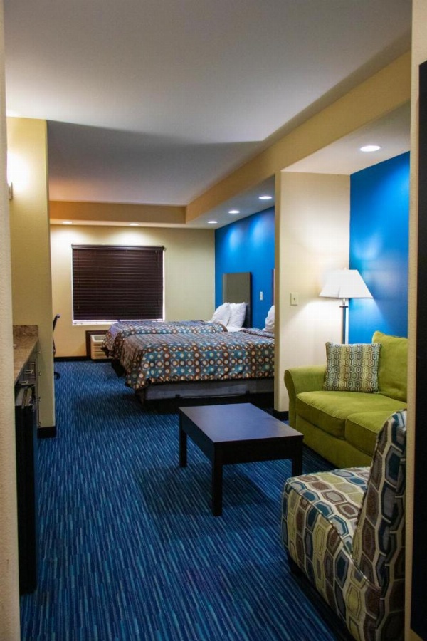 Karnes City Lodge image 7