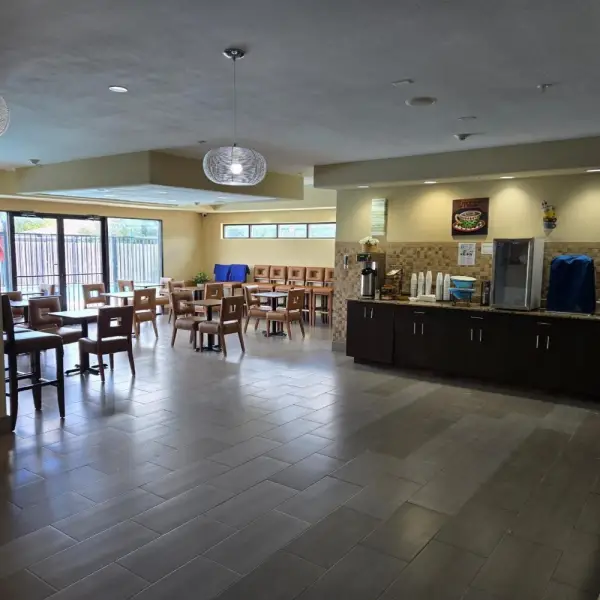 Karnes City Lodge 4