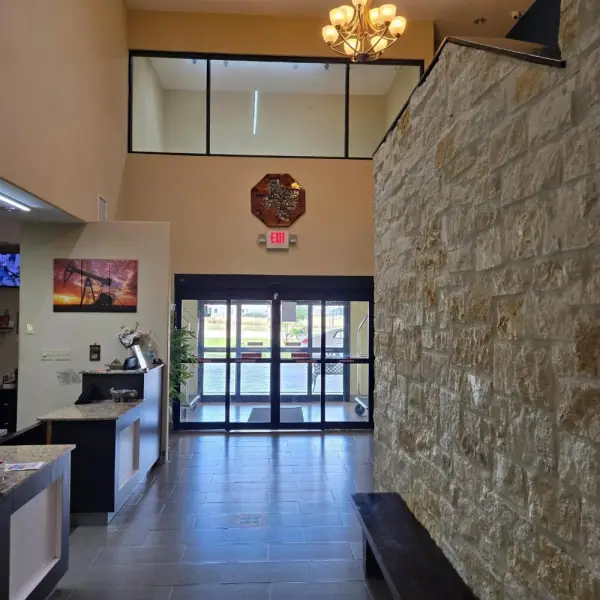 Karnes City Lodge 5